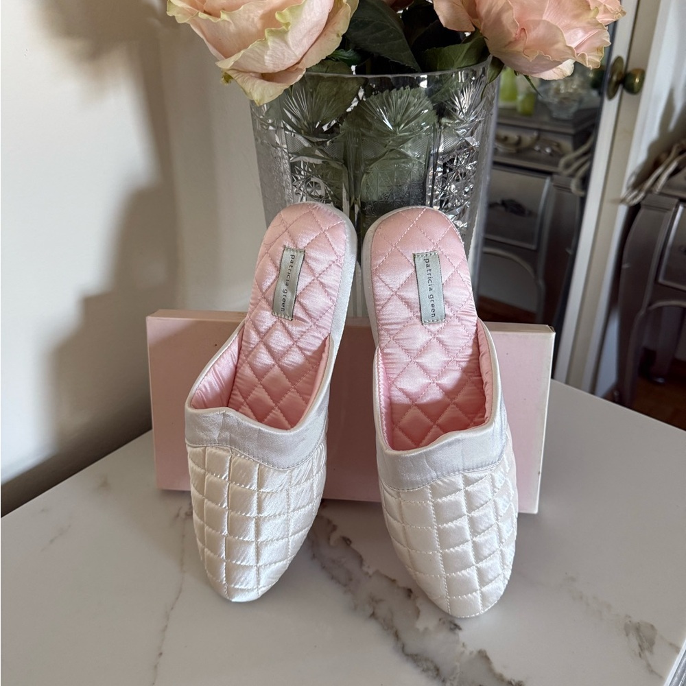 Patricia Green White Quilted Slippers with Pink Lining